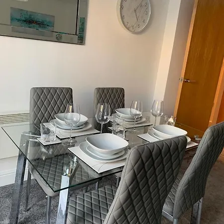 Absolute Stays At The Qube -utilita-city Center-the Rep-icc-nia-edgbaston Cricket-free Wifi- Contractors-sealife-brindleyplace Apartamento